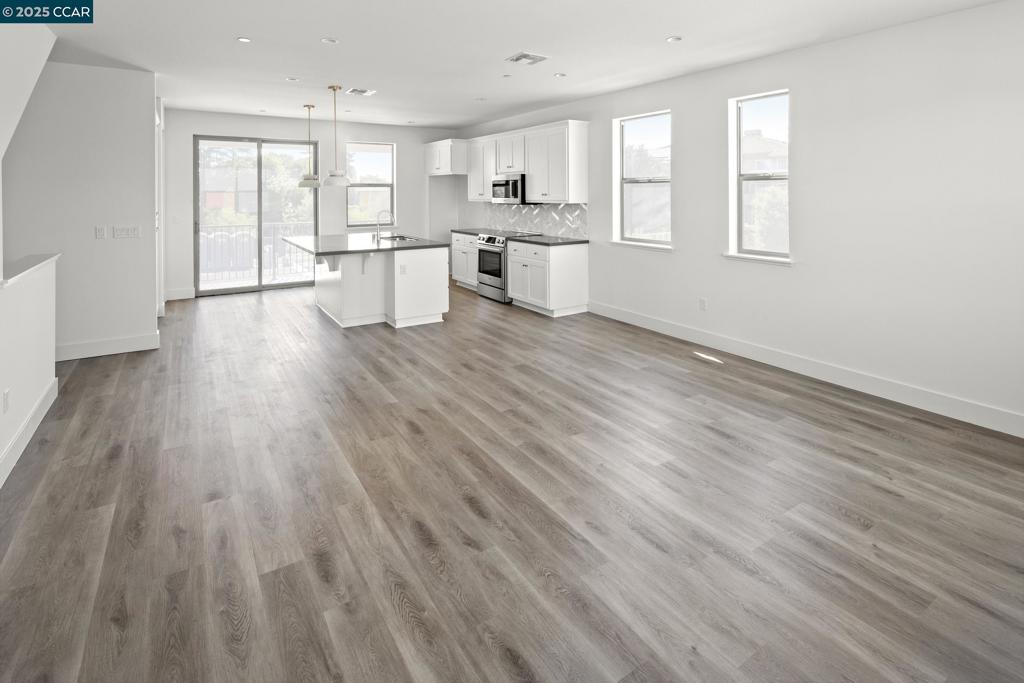 SAN PABLO PROP - Residential