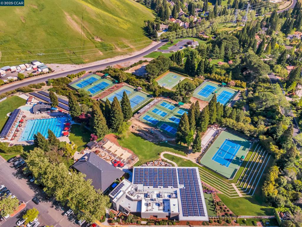 BLACKHAWK COUNTRY CLUB - Residential