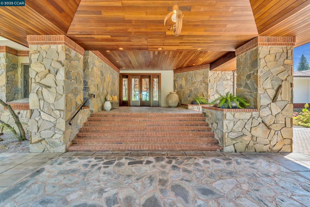 BLACKHAWK COUNTRY CLUB - Residential