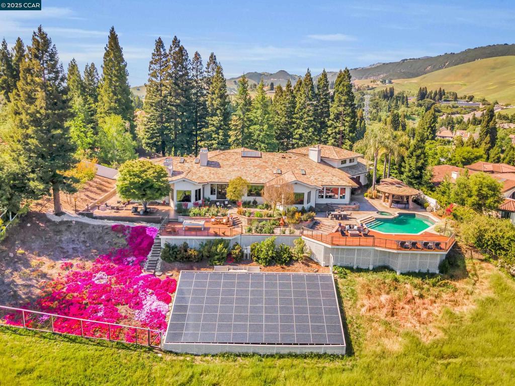 BLACKHAWK COUNTRY CLUB - Residential