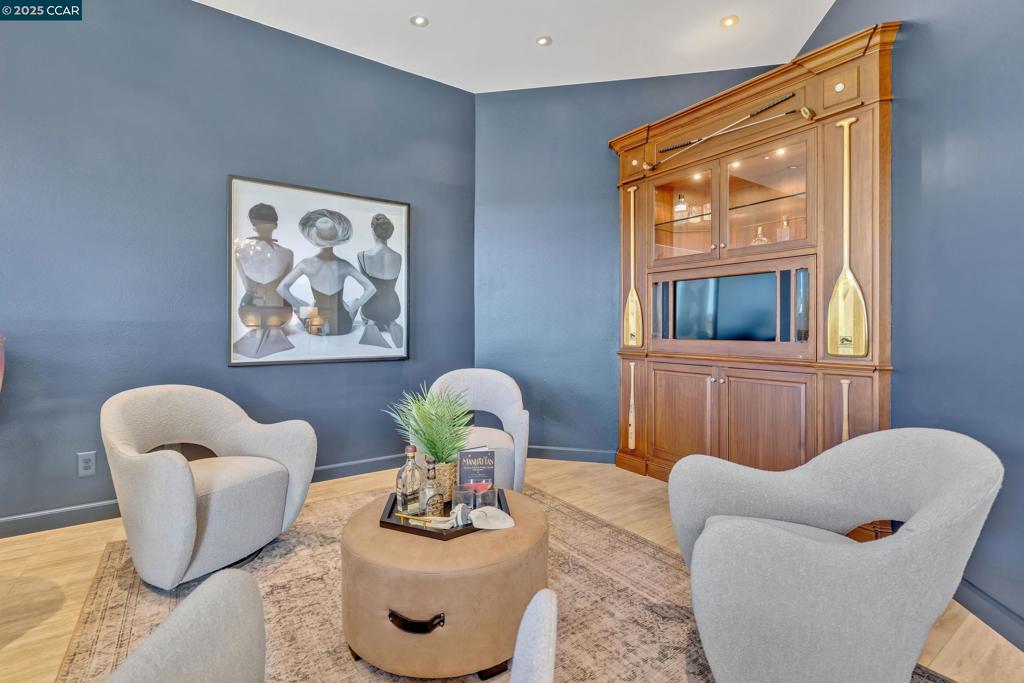 BLACKHAWK COUNTRY CLUB - Residential