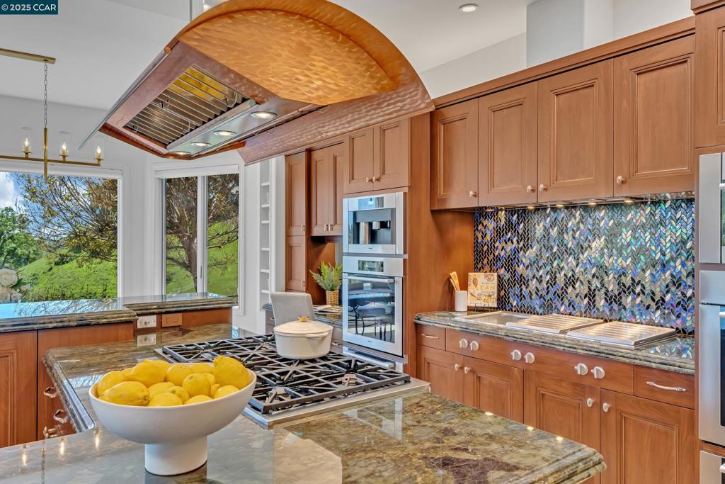 BLACKHAWK COUNTRY CLUB - Residential