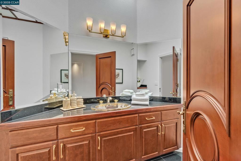 BLACKHAWK COUNTRY CLUB - Residential