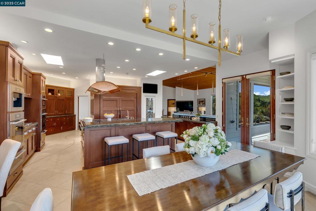 BLACKHAWK COUNTRY CLUB - Residential