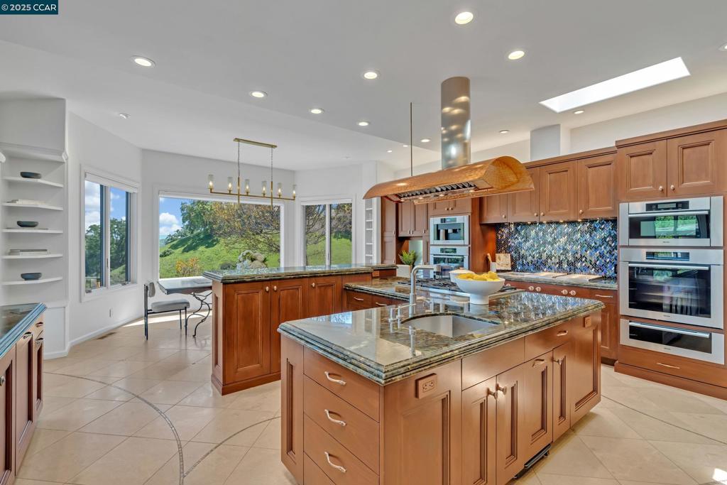 BLACKHAWK COUNTRY CLUB - Residential