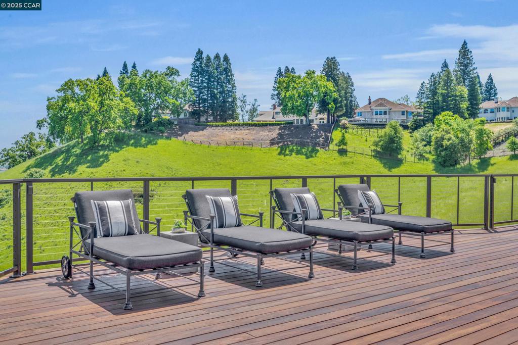 BLACKHAWK COUNTRY CLUB - Residential