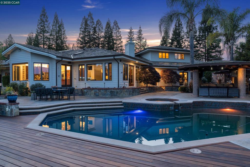 BLACKHAWK COUNTRY CLUB - Residential