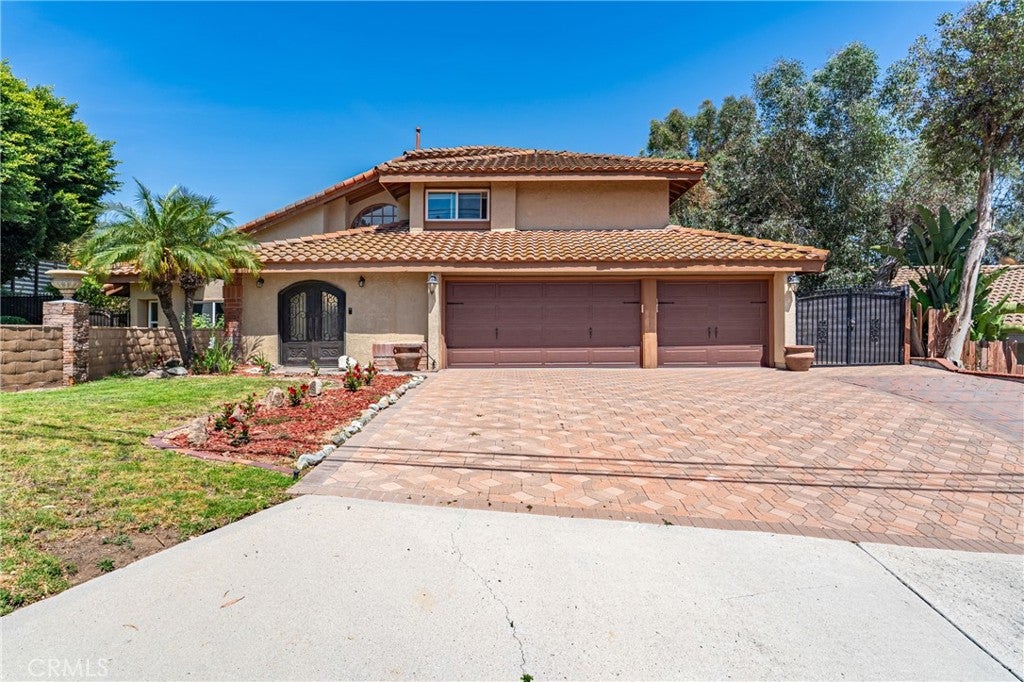 6000 Highland