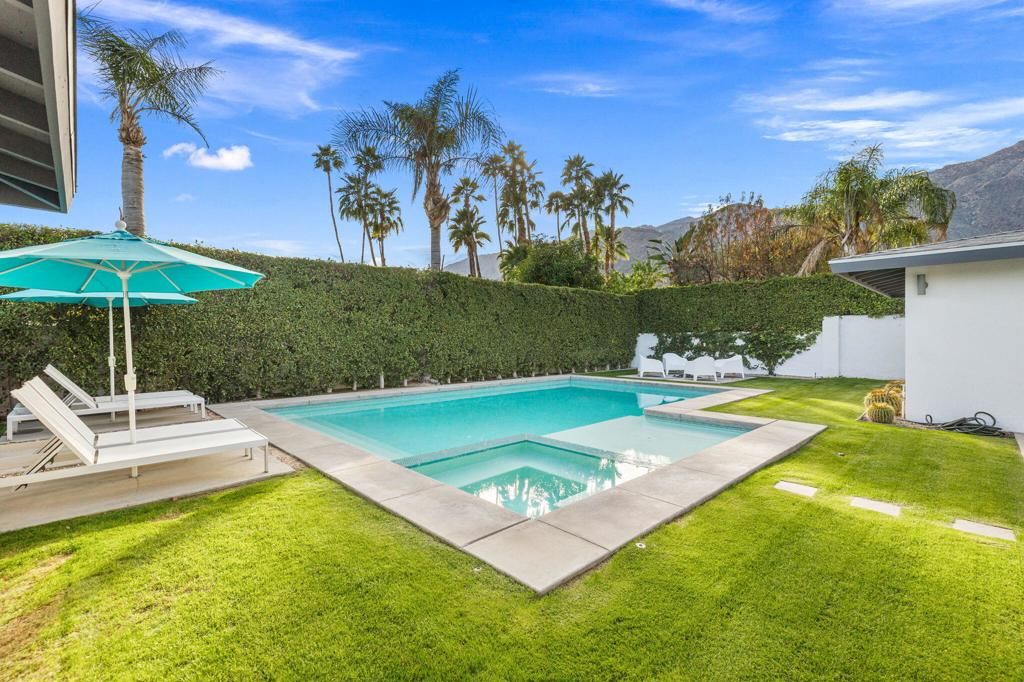 Photo of 783 E Mesquite Avenue, Palm Springs, CA 92264 (MLS # 219141850PS)