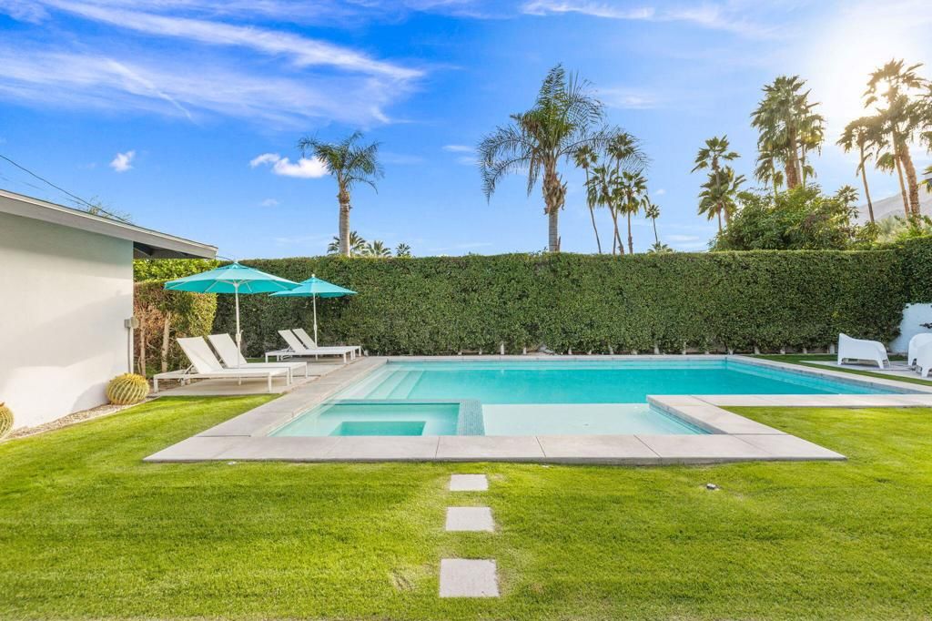 Photo of 783 E Mesquite Avenue, Palm Springs, CA 92264 (MLS # 219141850PS)