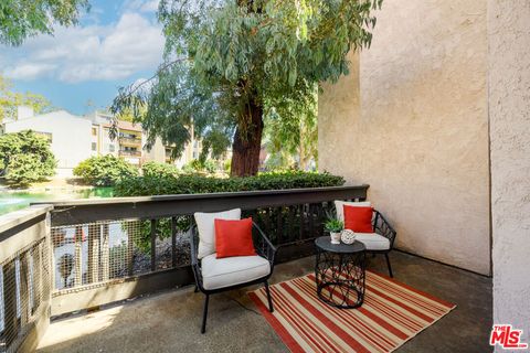 Photo of 4628 Maytime Lane, Culver City, CA 90230 (MLS # 25630021)