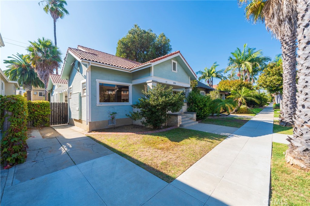 215 Mira Mar Avenue