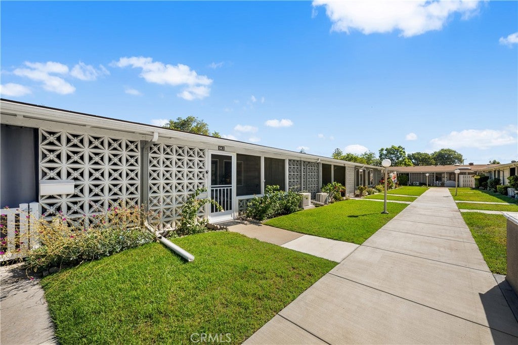 13790 Saint Andrews M-1 Drive 54J, Seal Beach CA 90740