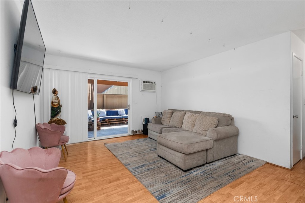 1001 W Stevens Avenue 157