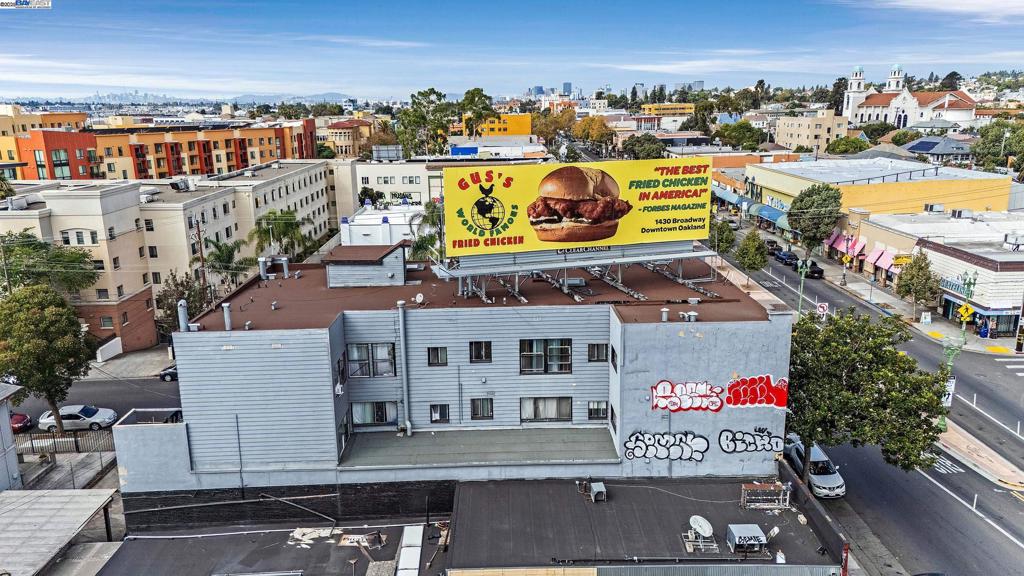 FRUITVALE - Residential Income