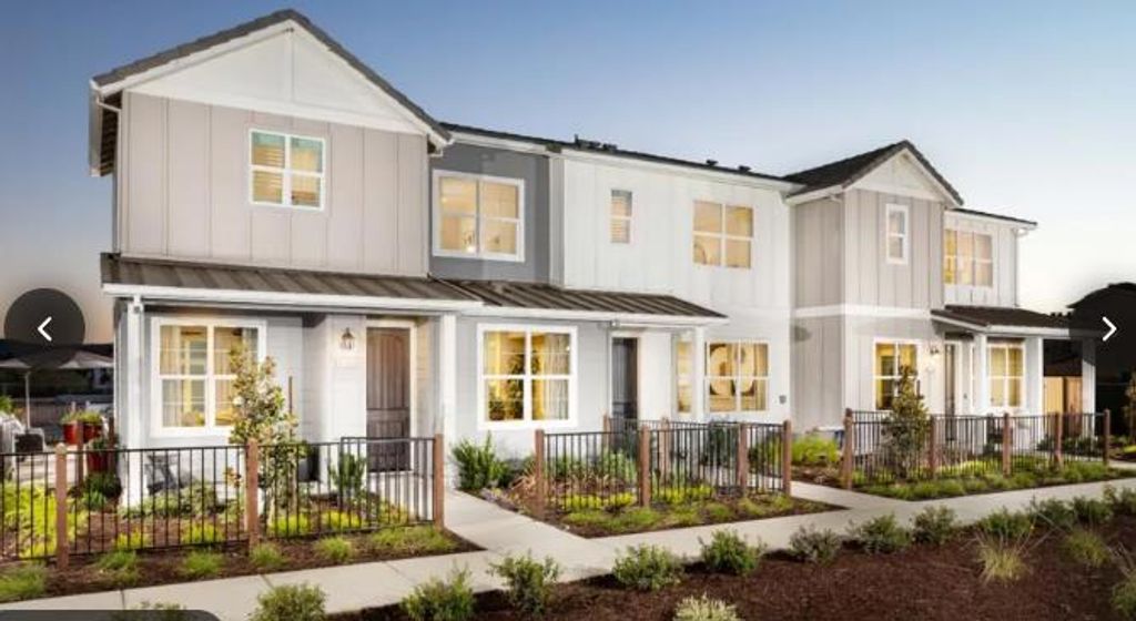 Photo of 64 Via Ravenna, Morgan Hill, CA 95037 (MLS # ML82027885)