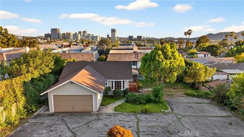 Photo of 316 W Kenneth, Glendale, CA 91202 (MLS # GD26058338)