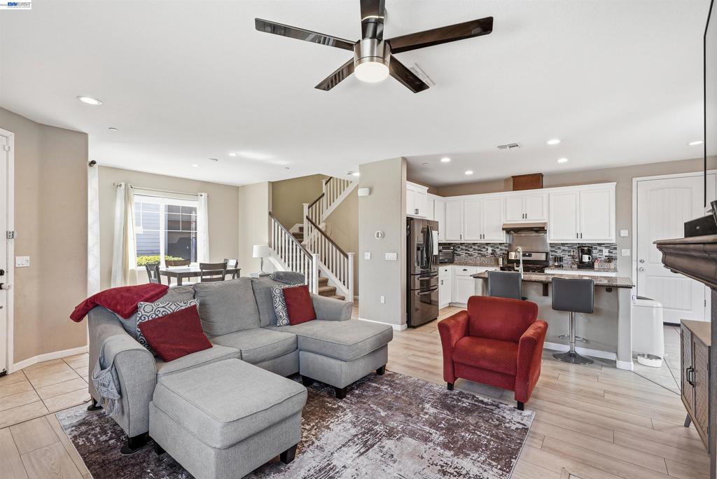 146 Halsey Way
