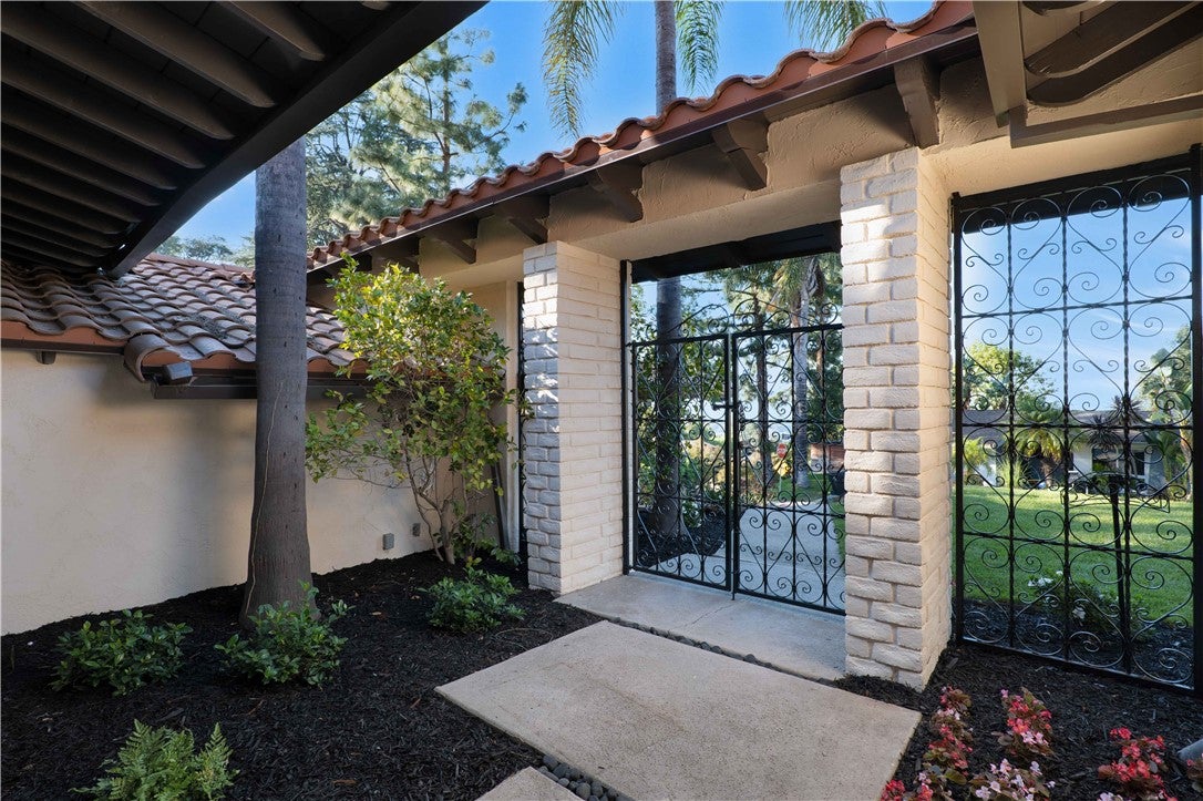 16568 Goldenrod Place