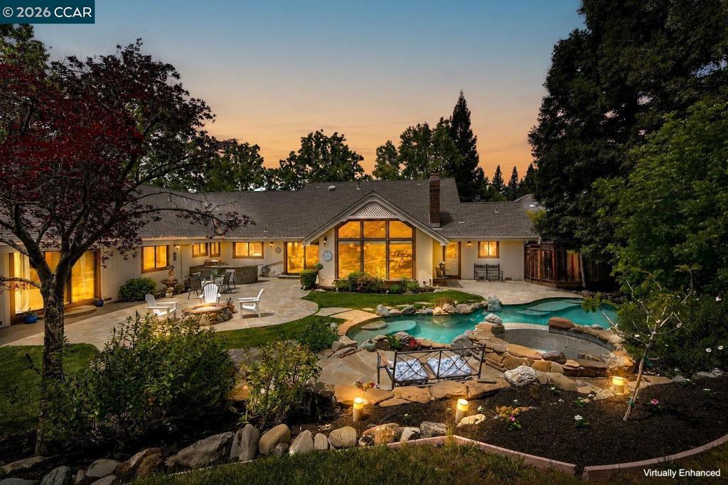 85 Trish Ct