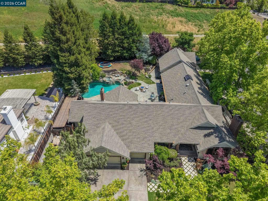 85 Trish Ct