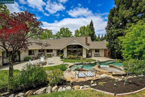 Photo of 85 Trish Ct CT, Danville, CA 94506 (MLS # 41143655)