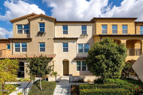 Photo of 127 Klamath Street, Ventura, CA 93001 (MLS # V1-32862)