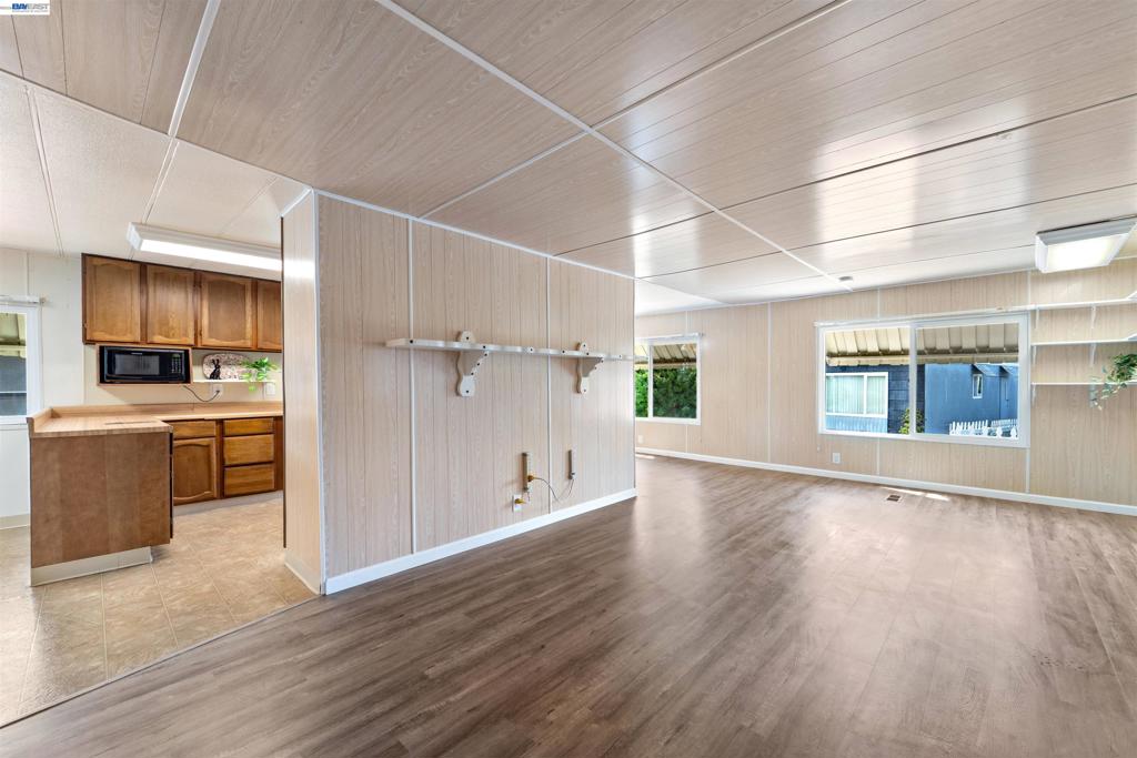 301 Maui Circle