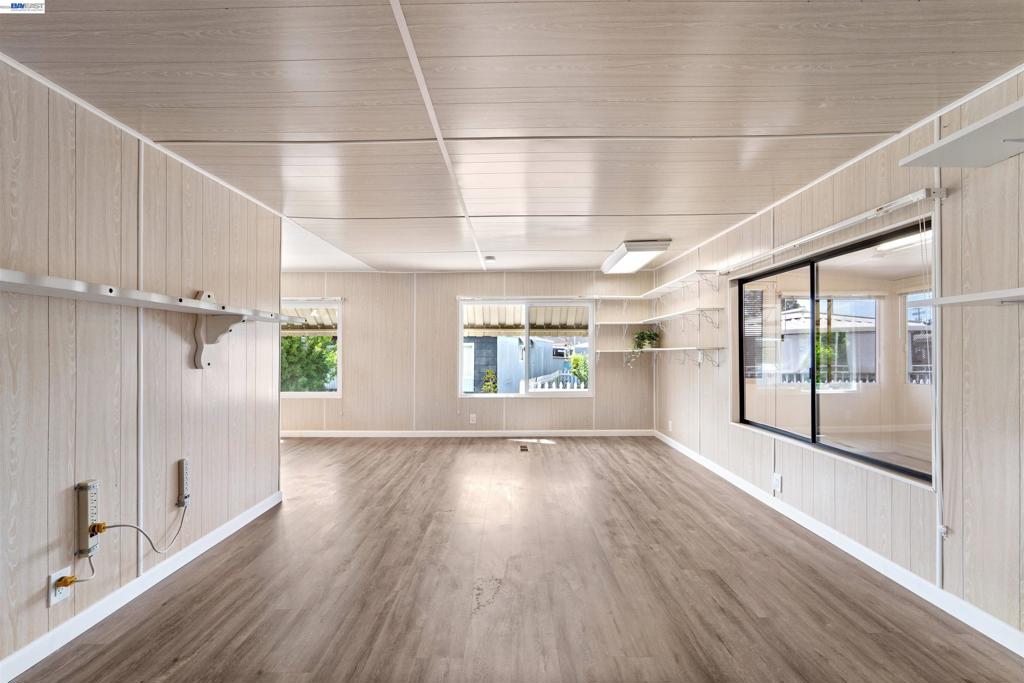 301 Maui Circle