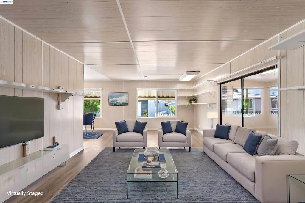 301 Maui Circle