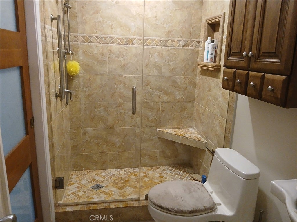 7890 17 P E Spring Street 17P