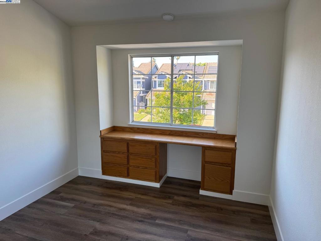 NEW YORK LANDING - Residential