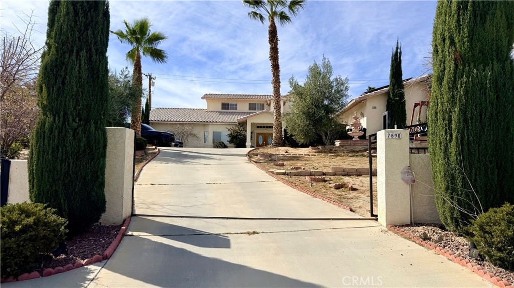 Photo 1 of 22 — 7590 Fairway, Yucca Valley, CA 92284