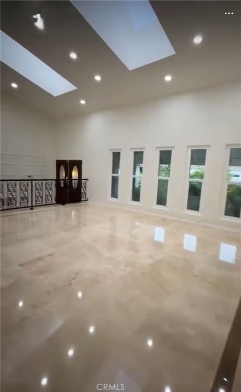 25441 Barents Laguna Hills CA 92653