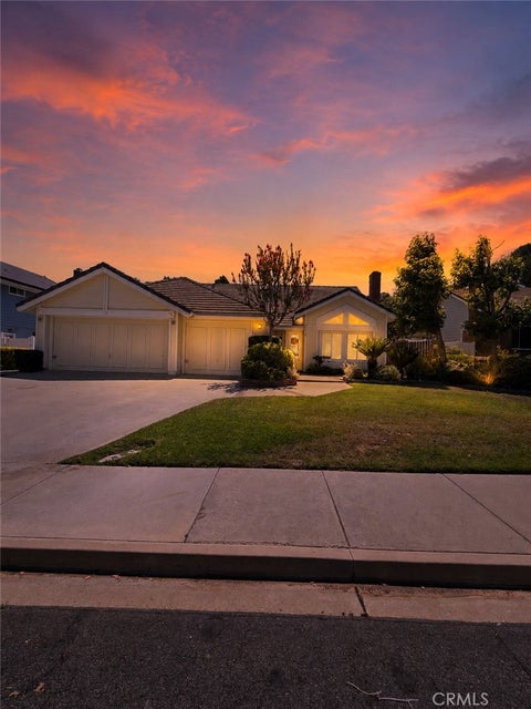 Photo of 45768 Creekside Way, Temecula, CA 92592 (MLS # SW26157872)