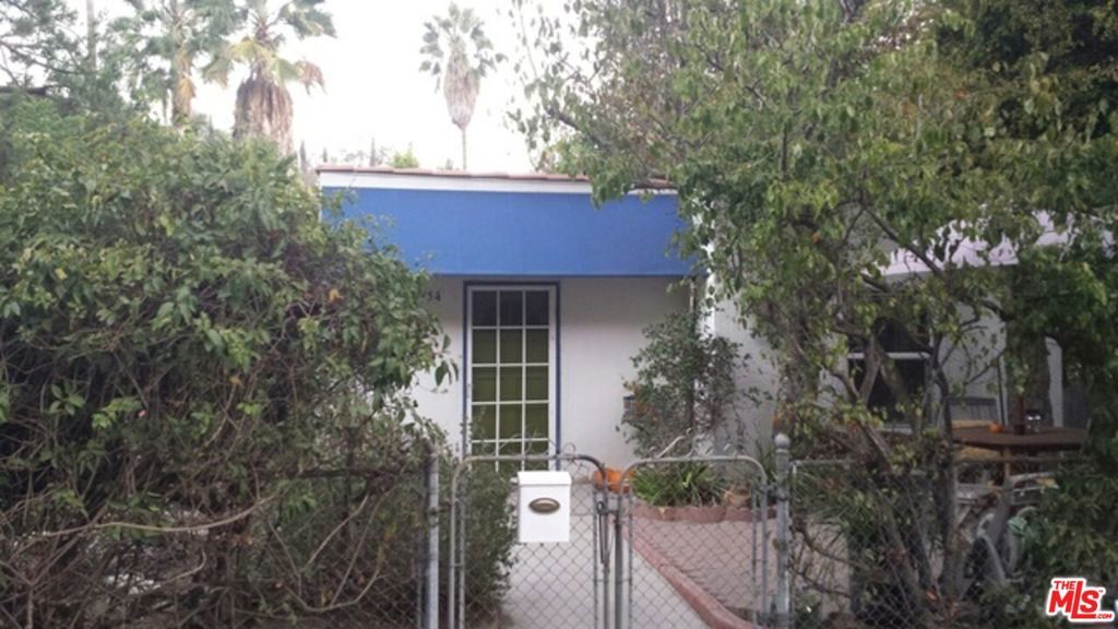 Photo of 3754 Fredonia Drive, Los Angeles, CA 90068 (MLS # 25484677)