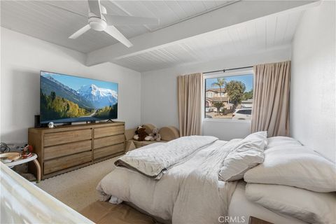 218 W Gragmont Covina CA 91722