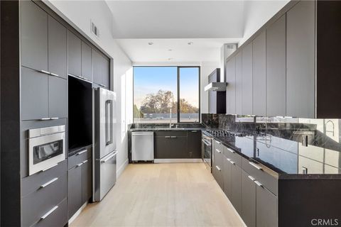 Photo of 528 N Flores Street #103, West Hollywood, CA 90048 (MLS # PW25215097) Photo of 528 N Flores Street #103, West Hollywood, CA 90048 (MLS # PW25215097)