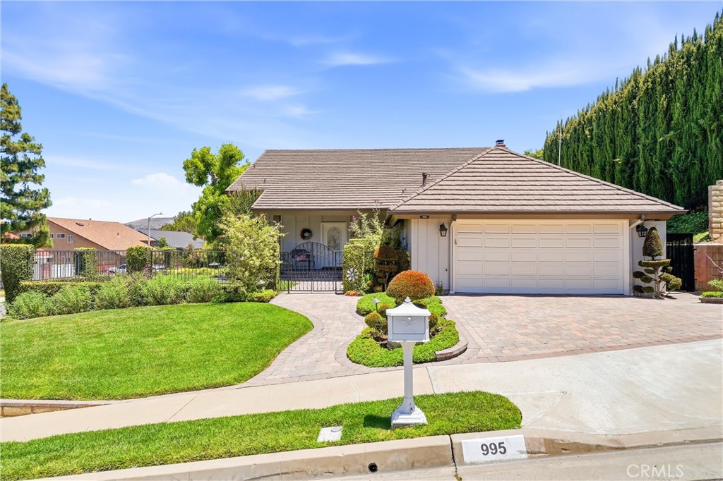995 N Palo Alto