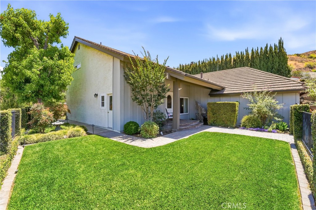 995 N Palo Alto