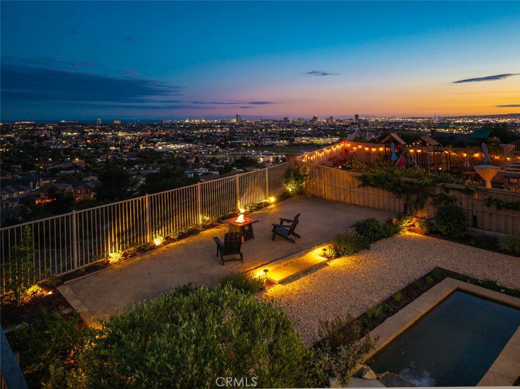 2212 Sea Ridge