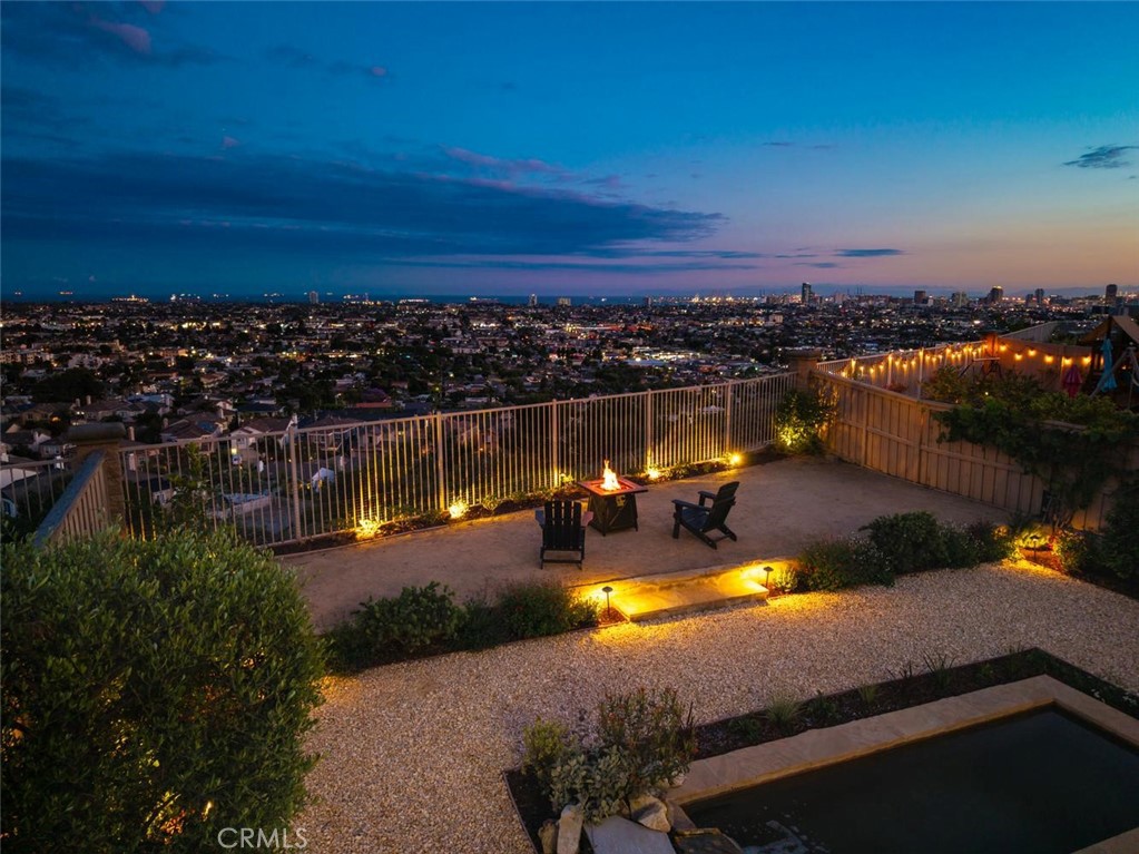 2212 Sea Ridge