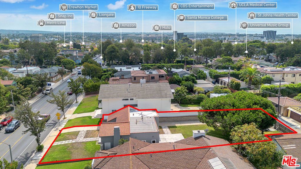 Photo of 928 26th Street, Santa Monica, CA 90403 (MLS # 25591259)