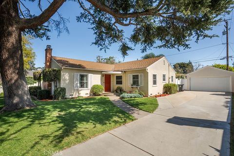 Photo of 1107 N Towner St, Santa Ana, CA 92703 (MLS # PW26051984)