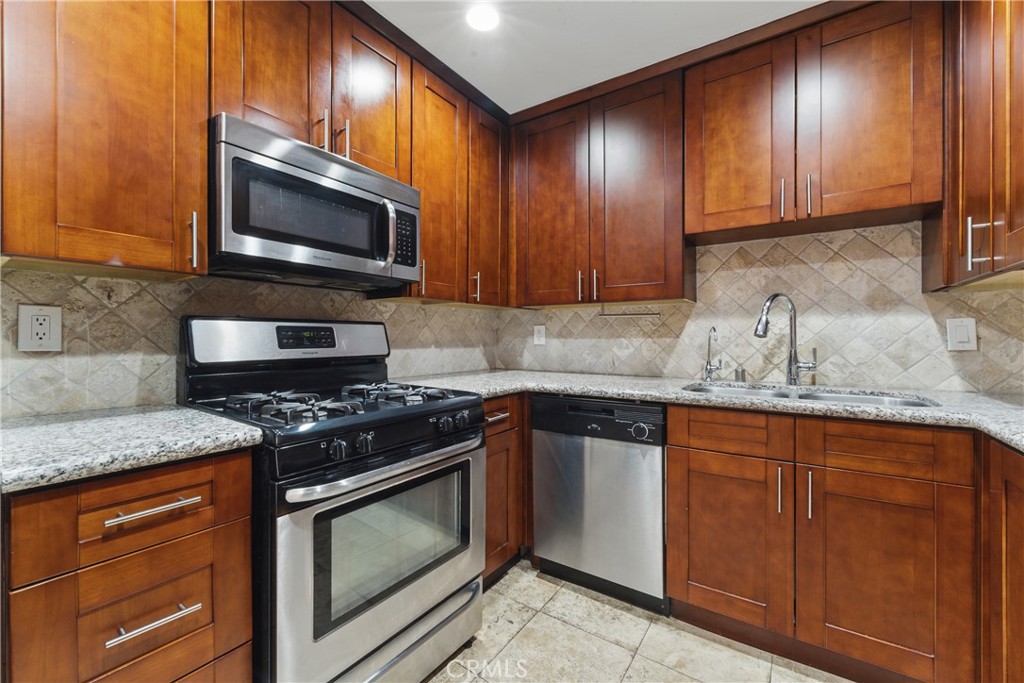 500 Jackson Place 118