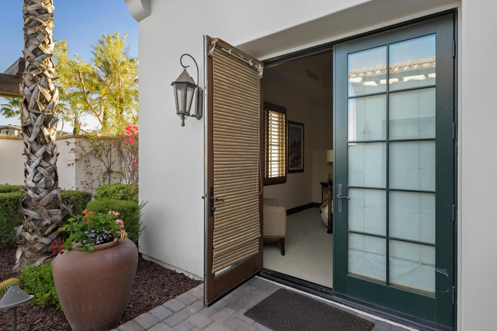 The Hideaway - Residential