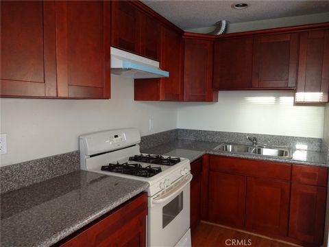 Photo of 1555 Artesia Boulevard, Manhattan Beach, CA 90266 (MLS # IN26078606)