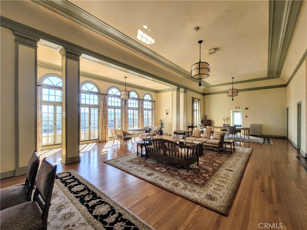 Downtown (DT) - Residential Lease