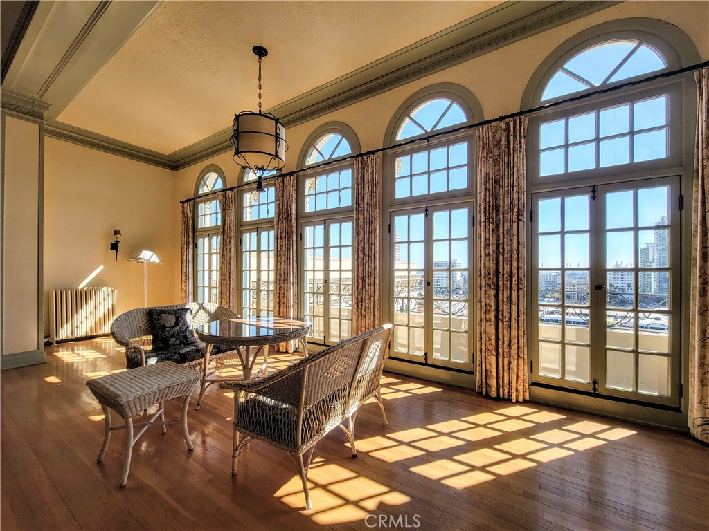 Downtown (DT) - Residential Lease