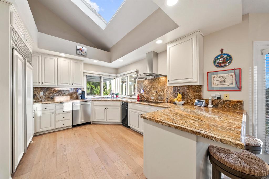 1674 Baja Vista Drive